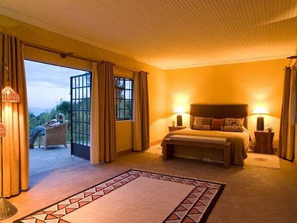 15 Days Honeymoon safari