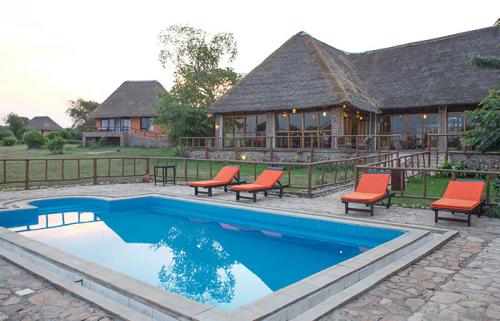 Accommodation-swiming-pool