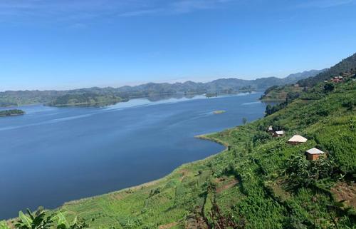 Lake-Bunyonyi